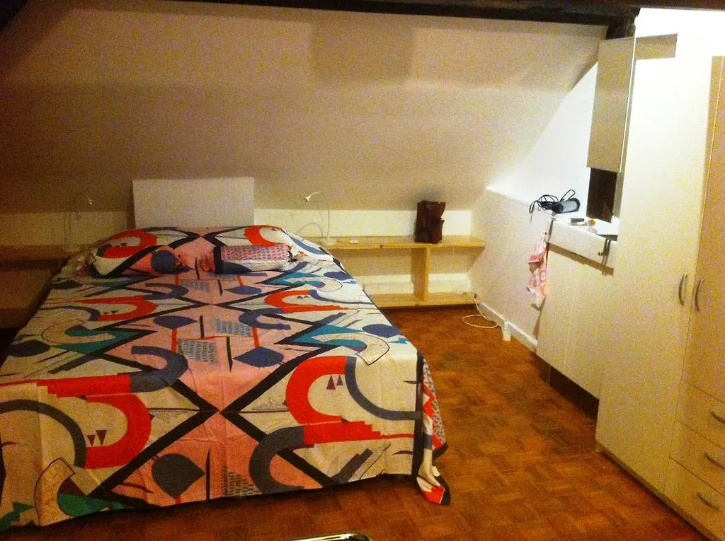 Guest House Backhouse Bruxelas 0*,  Bélgica